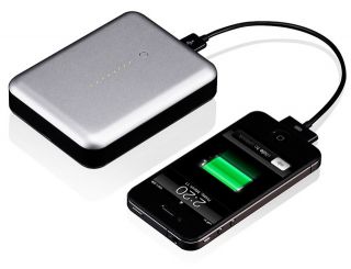 Just Mobile Gum Max Battery Charger Back Up 4 iPhone, iPod & iPad New