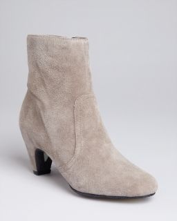maddie low heel price $ 120 00 color putty size 6 quantity 1 2 3 4 5