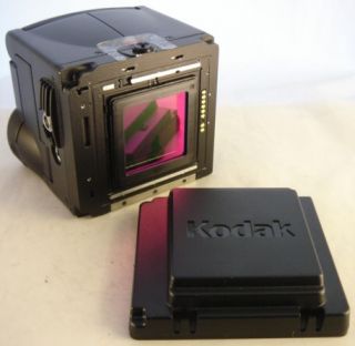CompactFlash card and cover   can be used directly on Hasselblad