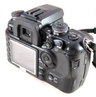 Konica Minolta Maxxum 7D 6 1 MP Digital SLR Camera Body Mint