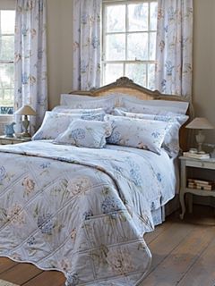 Christy Hydrangea Print bed linen in eau de nil   