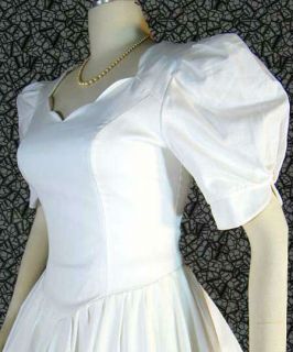 Vintage 70s Laura Ashley White Full Skirt Scalloped Neck Dress 6
