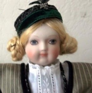Marie Terese UFDC Convention Doll by Alice Leverrtt