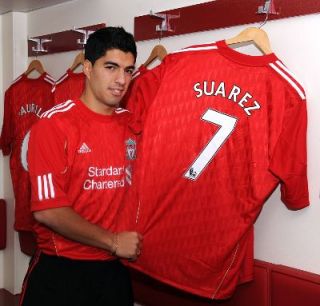 Liverpool FC 2013 Soccer Football Shirt   Luis Suarez   Personally