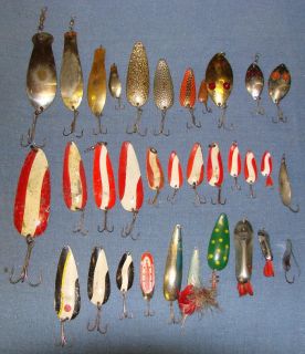 33 Vintage Fishing Lures Spoons