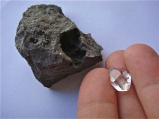 Herkimer Diamond Matrix specimen with removable gem, Middleville Ny
