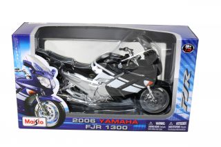 Maisto 2006 06 Yamaha FJR 1300 1 12 Black White
