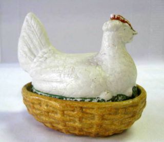 Basket Covered Nest Dish Chicken Hen Roosting Vintage Ceramic