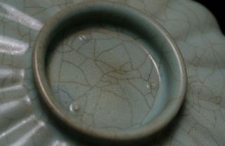 RARE Chinese Song Dynasty RU Kiln Porcelain Crackls Glaze Lotus Plate