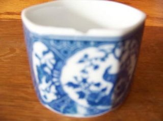 Blue and White Design Print Dishes Cups Hexagon Shaped Oriental