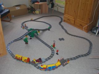 Riesengroße Lego Duplo Eisenbahn Anlage