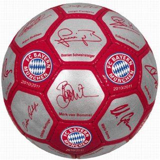FC Bayern München Signature Ball 2010/2011 Sport