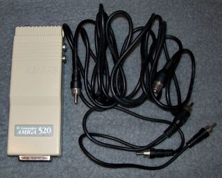 Commodore A520 Amiga 500 TV Modulator 520 mit Kabel OVP Anleitung TOP