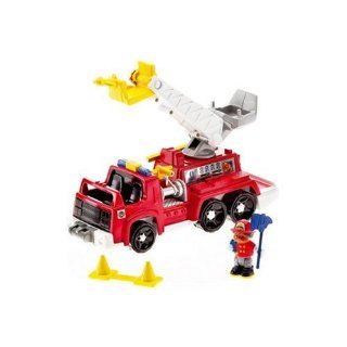 Mattel L3940   Fisher Price Little People Feuerwehrauto