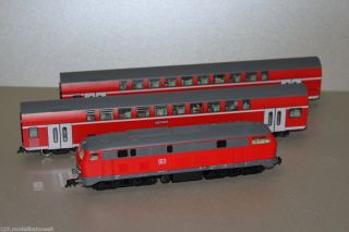 Fleischmann Nahverkehrszug Diesellok 218 DB & 2 Doppelstockwagen Spur