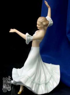 Tanzende  WEIMAR WALLENDORF Porzellan Figur Skulptur Figurine 238