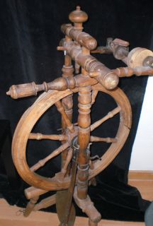 Original Antikes Spinnrad *234
