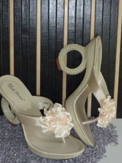 Edle Damen Schuhe Creme Blume Hochzeitsschuhe Ring Absatz Neu
