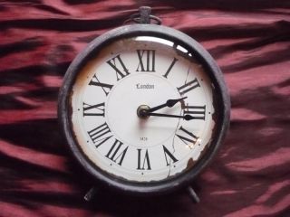 Wecker London Landhaus, nostalgischer Dekowecker Uhr braun