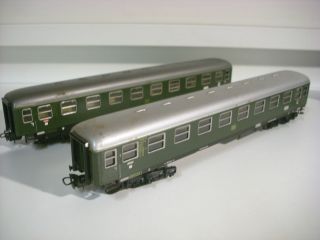 2x Märklin 4023 Personenwagen 1. Klasse