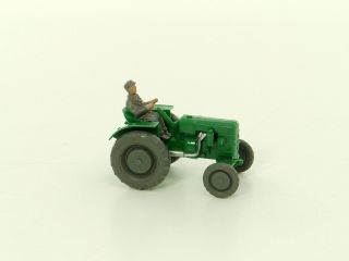 Wiking 490 Fahr Schlepper Traktor grün Trecker Lanz 1011 02 36