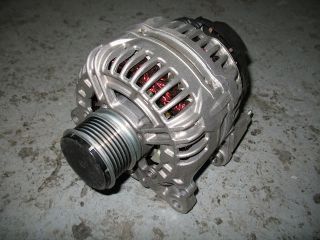 Audi TT 8J Lichtmaschine 06F903023F