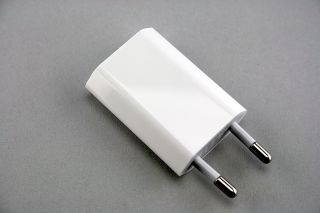 Original Apple USB MB 707 A1300 Netzteil Ladegerät für iPhone 5
