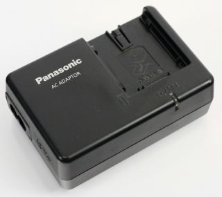 Panasonic HDC SD10 Camcorder   Schwarz + 2x Akku + 32 GB Speicherkarte