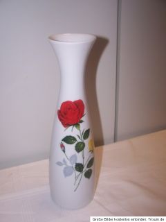 VASE aus Porzellan von „Creidlitz“ mit gelbem und rotem Rosendekor