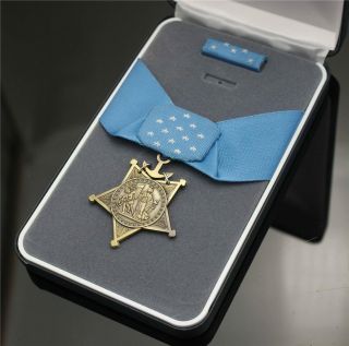 US Medal of Honor Navy Orden mit Etui Feldspange Superb Qualität