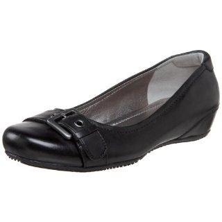 Bouillon Buckle Flat,Black Leather,38 EU (US Womens 7 7.5 M): Shoes