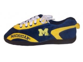  Happy Feet   Michigan Wolverines   All Around Slippers Shoes