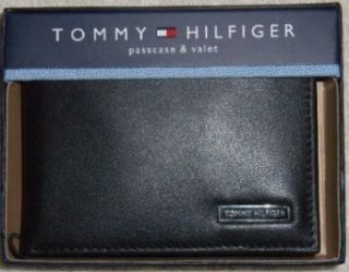 Mens Tommy Hilfiger Wallet Passcase & Valet Black