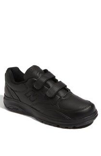 New Balance 812 Walking Shoe (Men): Shoes