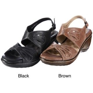 SoftWalk Womens Melo Leather Sandals