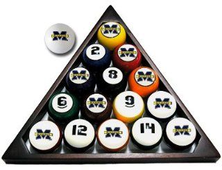 Michigan Wolverines Billiard Ball Set