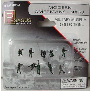 1/144 NATO American Soldiers (10) Toys & Games