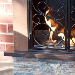 Boulder Portable Indoor/ Outdoor Gel Fuel Fireplace