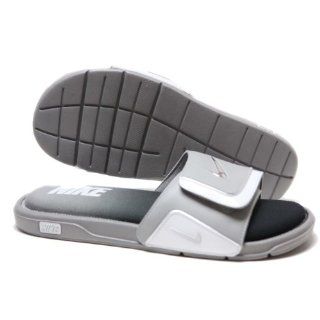 Nike   Sandals / Men: Shoes