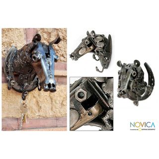 Handcrafted Iron Rustic Racehorse Key Rack (Mexico)