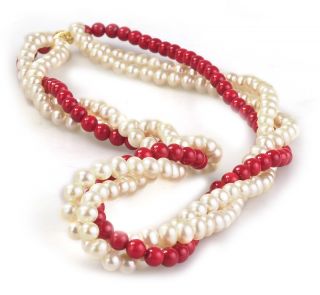 14K Gold White Cultured FW Pearl and Coral Necklace (4 5 mm/ 16 in)