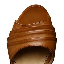 Bucco Womens 17 162 Pleated Sandals